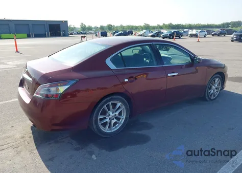 2013 Nissan Maxima 3.5 S z USA, uszkodzony, nr VIN 1N4AA5AP2DC810637